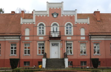 Pałac Przebendowskich i Keyserlingków - siedziba Muzeum Piśmiennictwa i Muzyki Kaszubsko-Pomorskiej w Wejherowie.