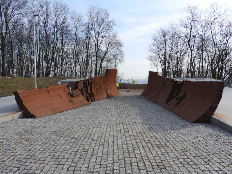 Na Cmentarzu Marynarki Wojennej w Gdyni. 